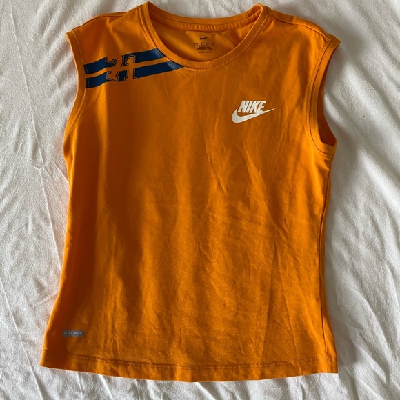 Nike Dri fit Top - Picture 4 of 6